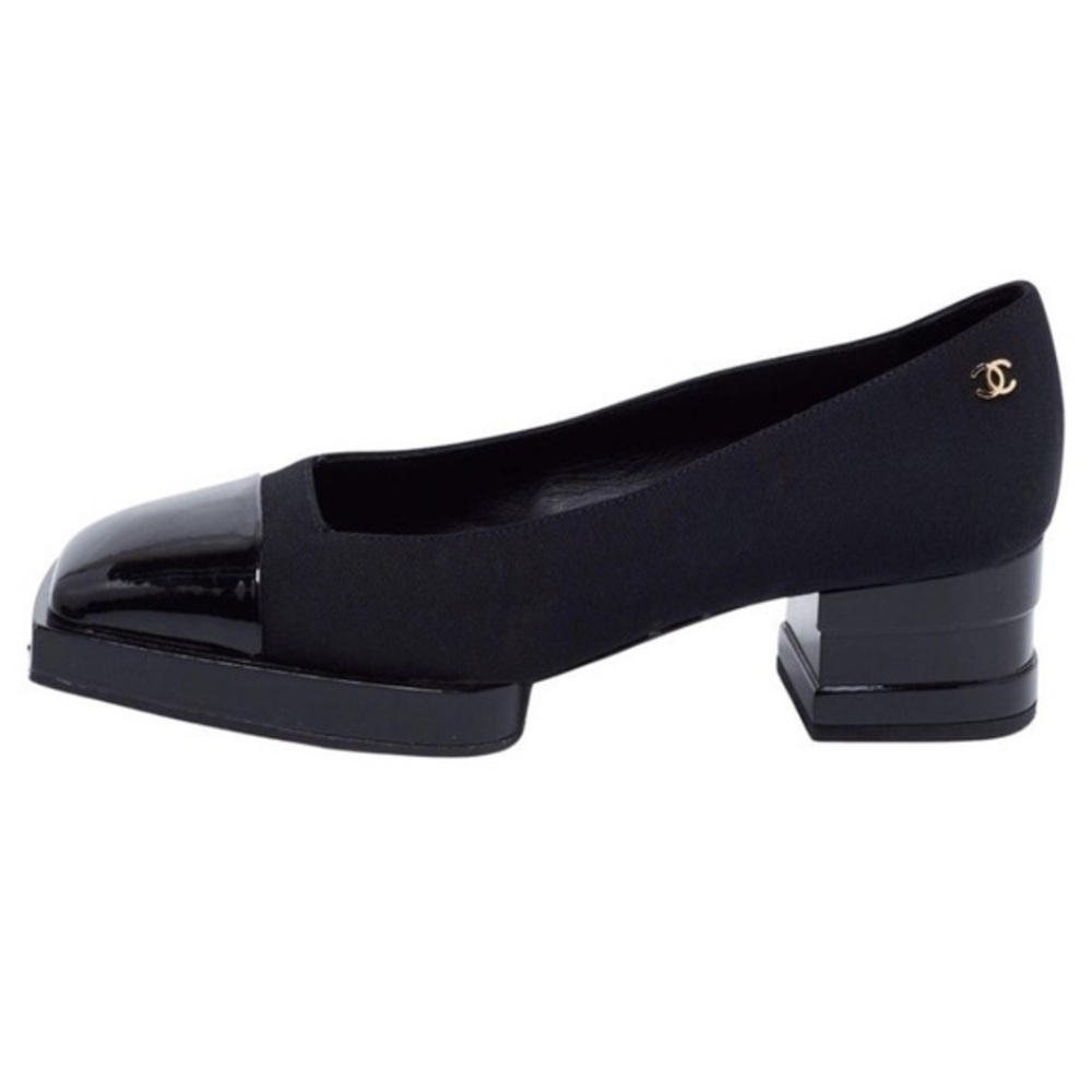Chanel 2016 Paris-Seoul Cap-Toe Pumps